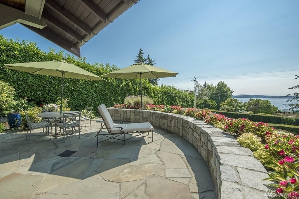 #46. 8414 Overlake Dr W, Medina